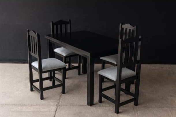 Mesa con 4 Sillas
